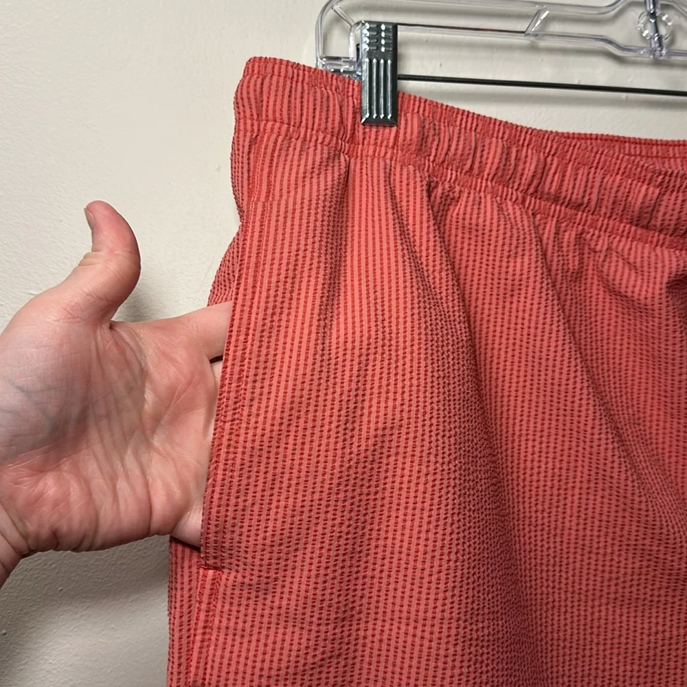 Old Navy Men’s Red Striped Swim Trunks Size L